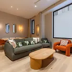 Lejlighed Elegant 3-room Air-conditioned In The Heart Of 10 Paris