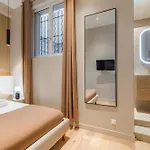 Elegant 3-room Air-conditioned In The Heart Of 10 Lejlighed Paris