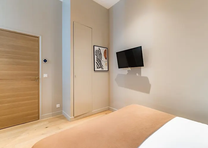 Elegant 3-room Air-conditioned In The Heart Of 10 * Paříž